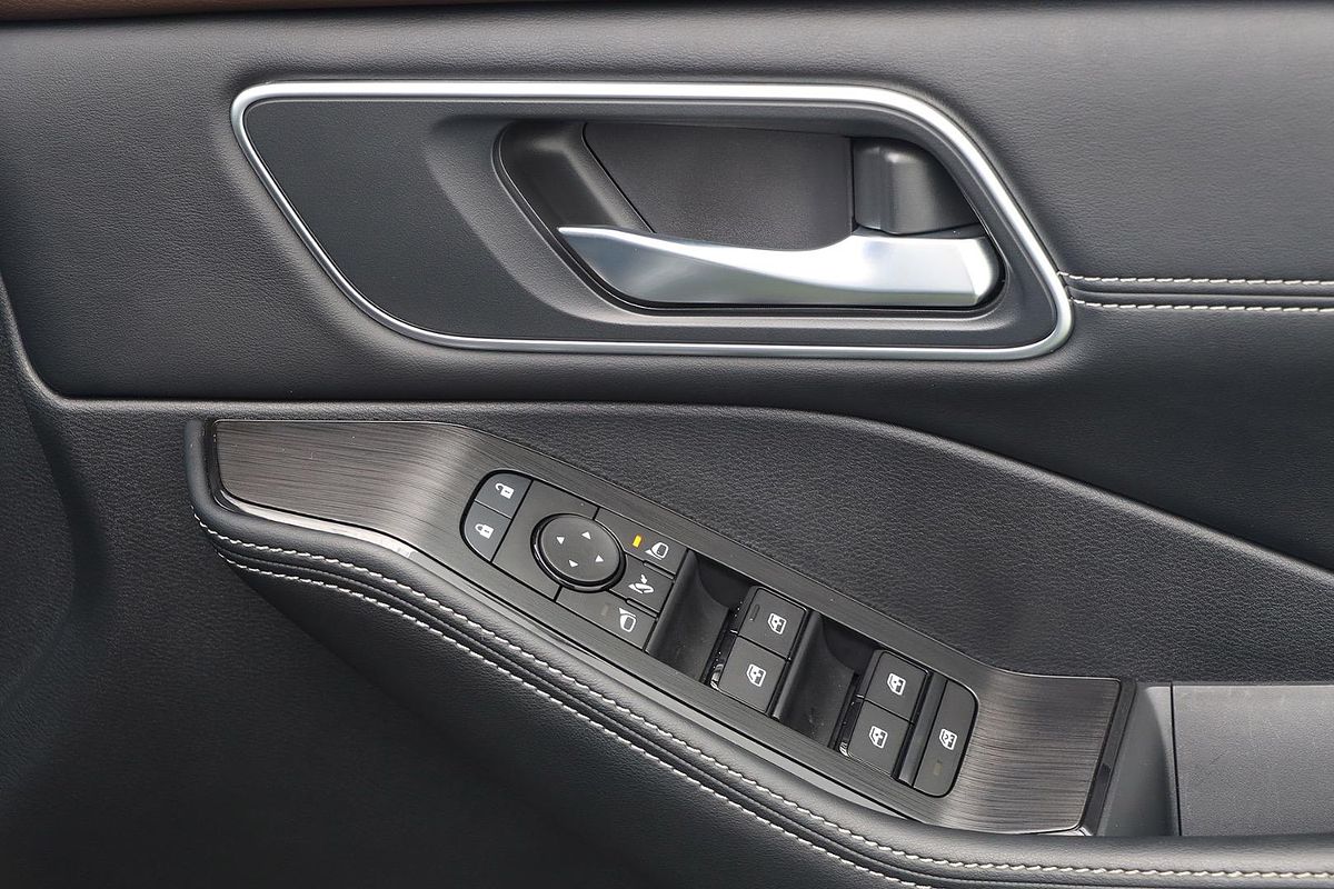2024 Nissan X-TRAIL ST-L T33
