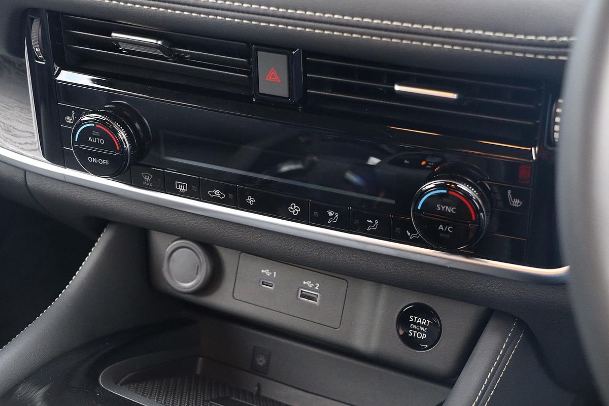 2024 Nissan X-TRAIL ST-L T33