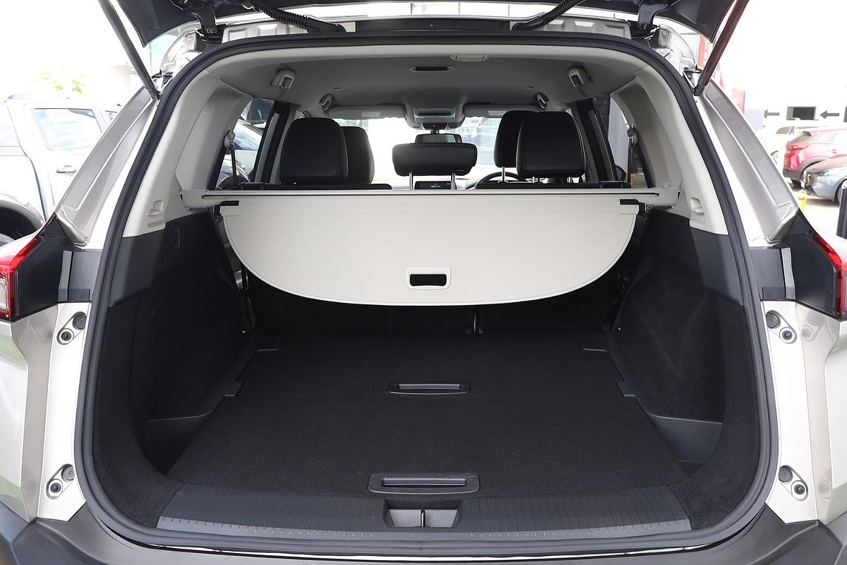 2024 Nissan X-TRAIL ST-L e-POWER T33