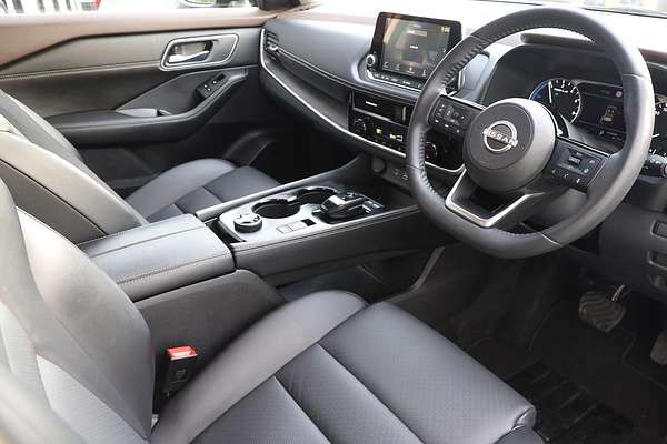 2024 Nissan X-TRAIL ST-L e-POWER T33