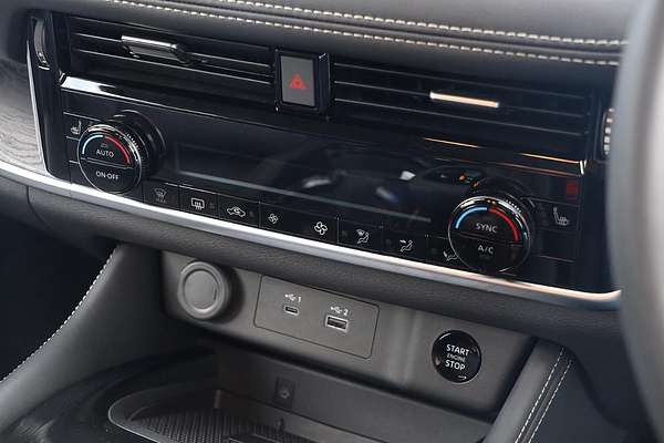 2024 Nissan X-TRAIL ST-L T33