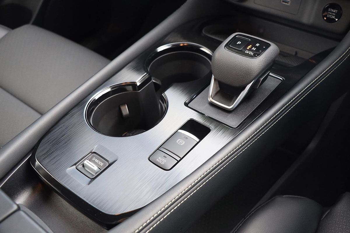 2024 Nissan X-TRAIL ST-L T33