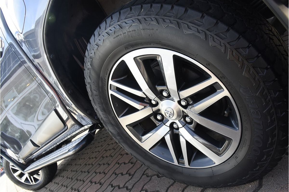 2019 Toyota Hilux SR5 GUN126R 4X4