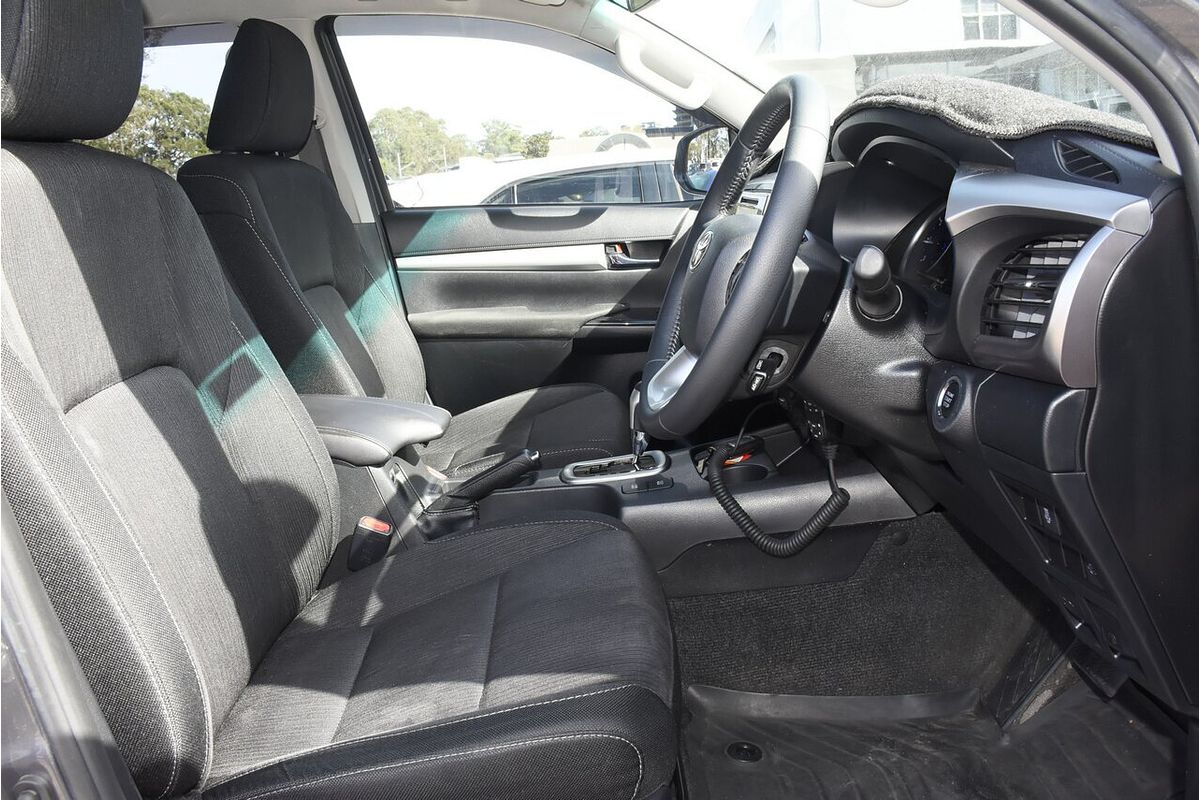 2019 Toyota Hilux SR5 GUN126R 4X4