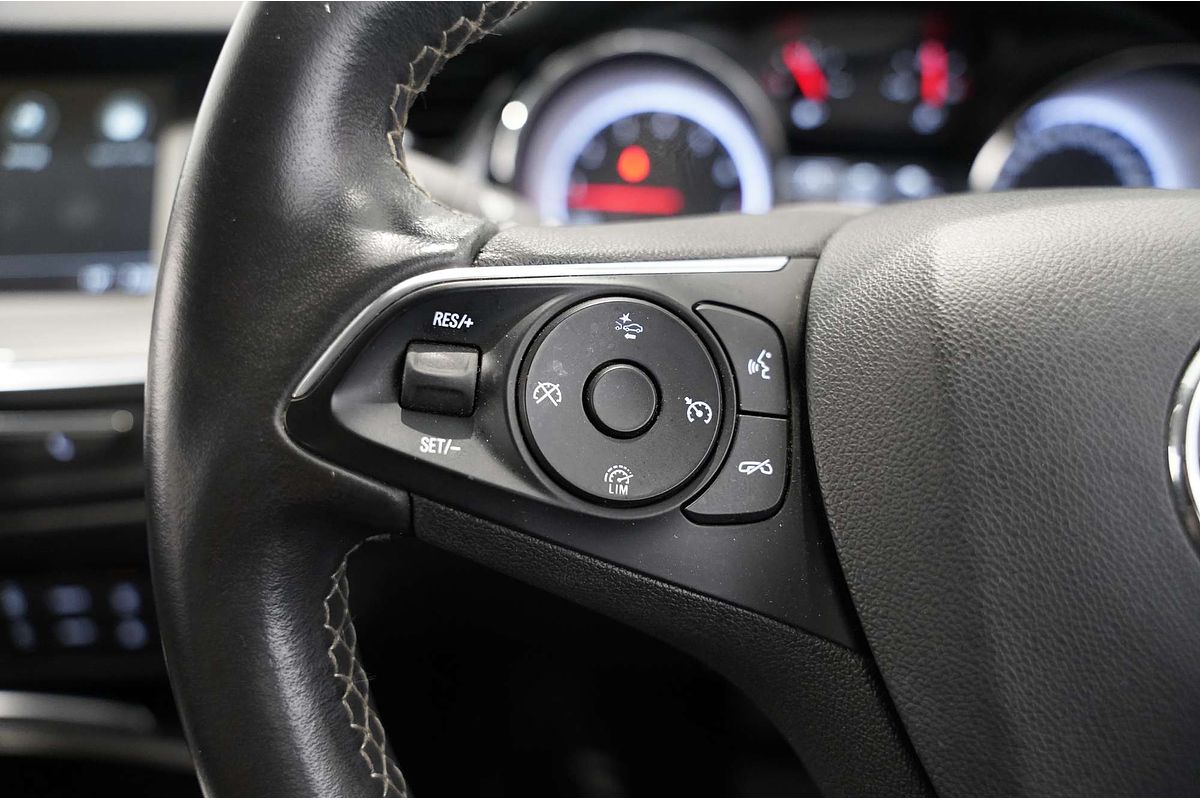 2020 Holden Commodore LT ZB