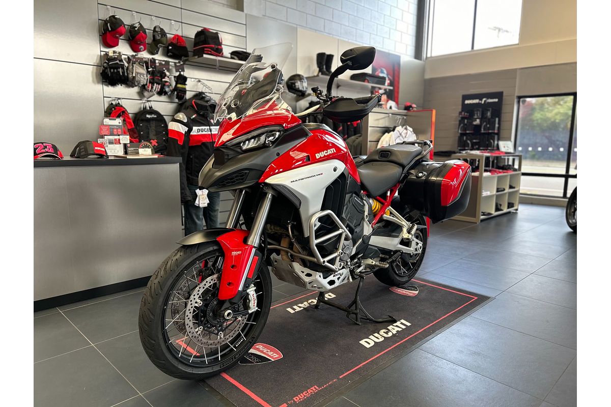2022 Ducati MULTISTRADA V4S TRAVEL & RADAR - SPOKED WHEELS