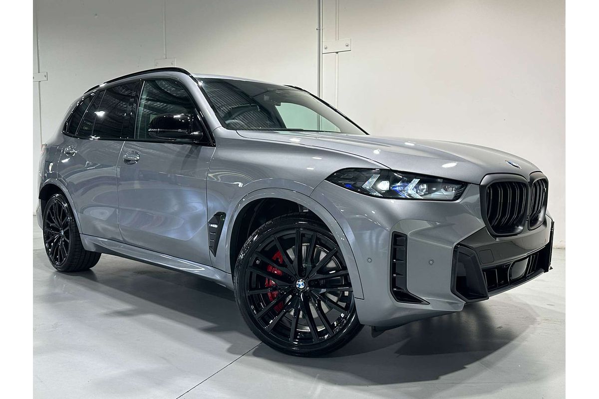 2025 BMW X5 M60i G05 LCI