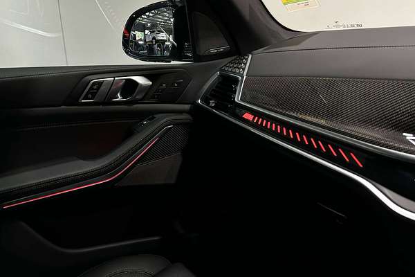 2025 BMW X5 M60i G05 LCI