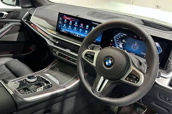 2025 BMW X5 M60i G05 LCI