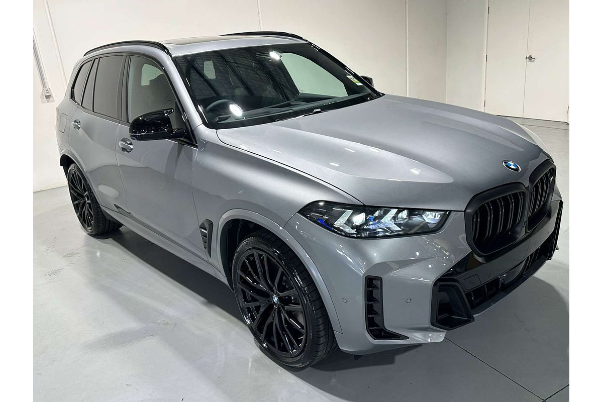 2025 BMW X5 M60i G05 LCI