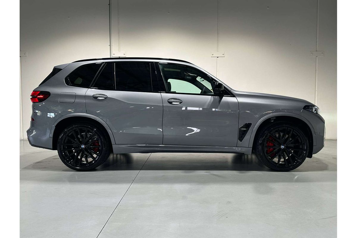 2025 BMW X5 M60i G05 LCI