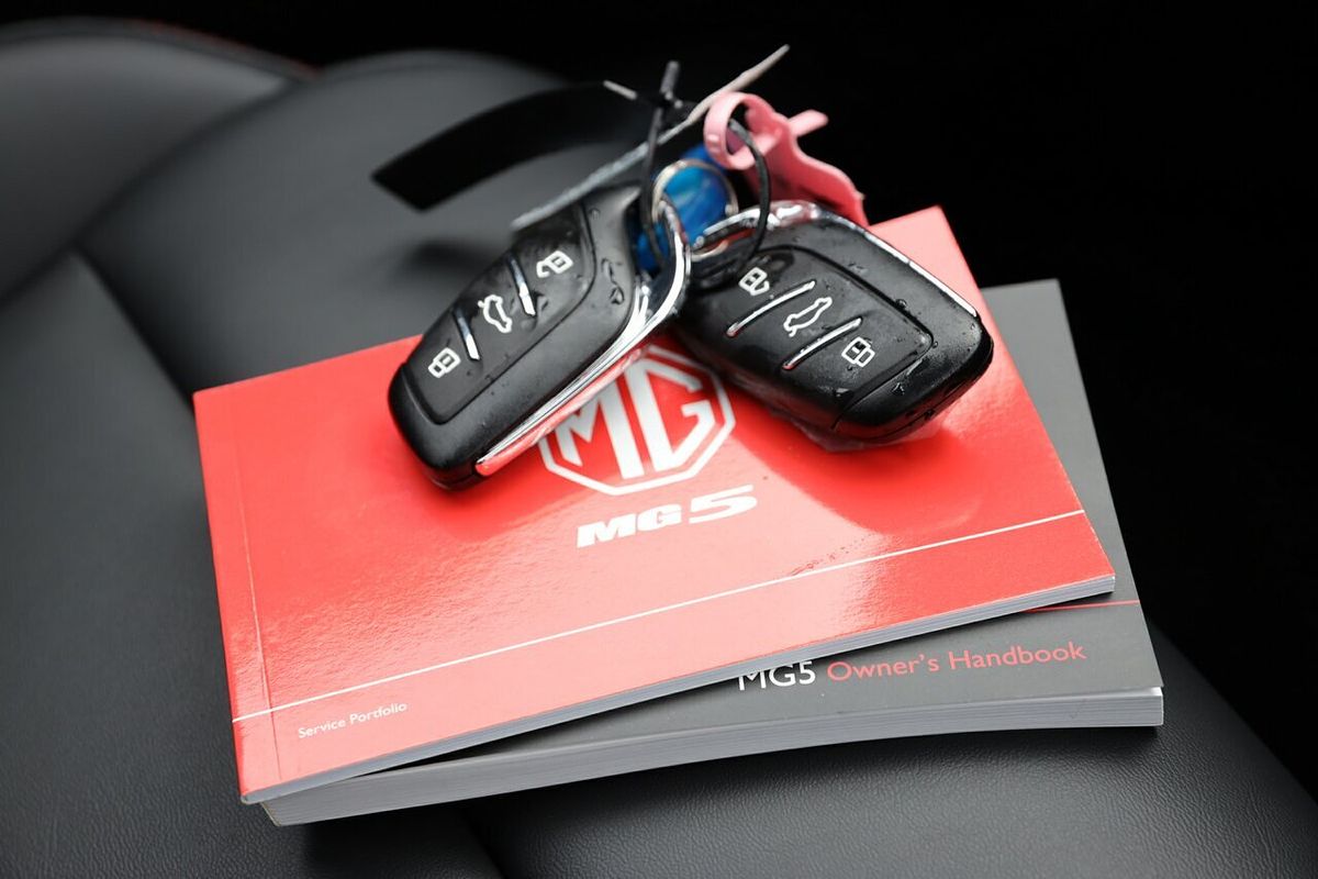 2024 MG MG5 Vibe