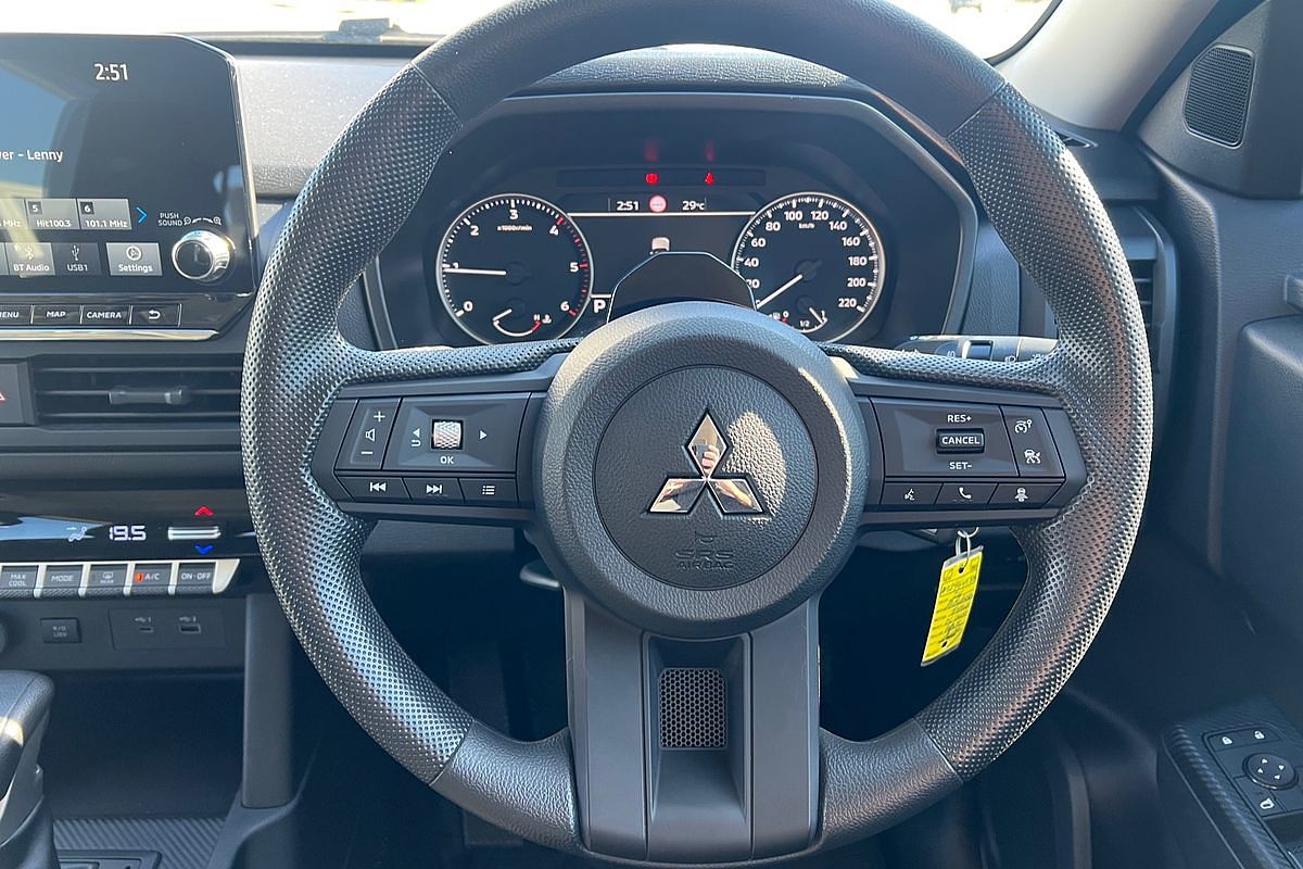 2024 Mitsubishi Triton GLX+ MV 4X4