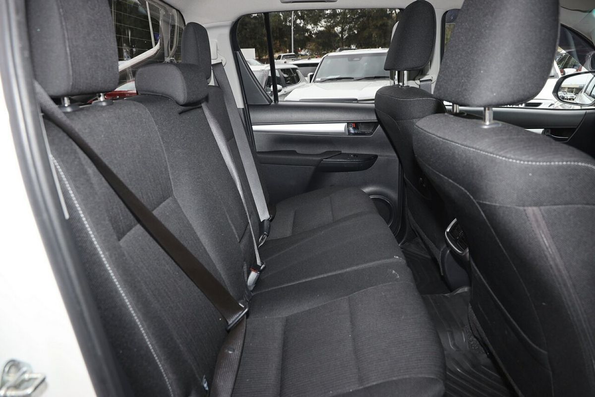 2021 Toyota Hilux SR5 GUN126R 4X4