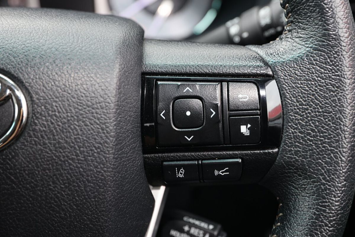 2021 Toyota Hilux SR5 GUN126R 4X4
