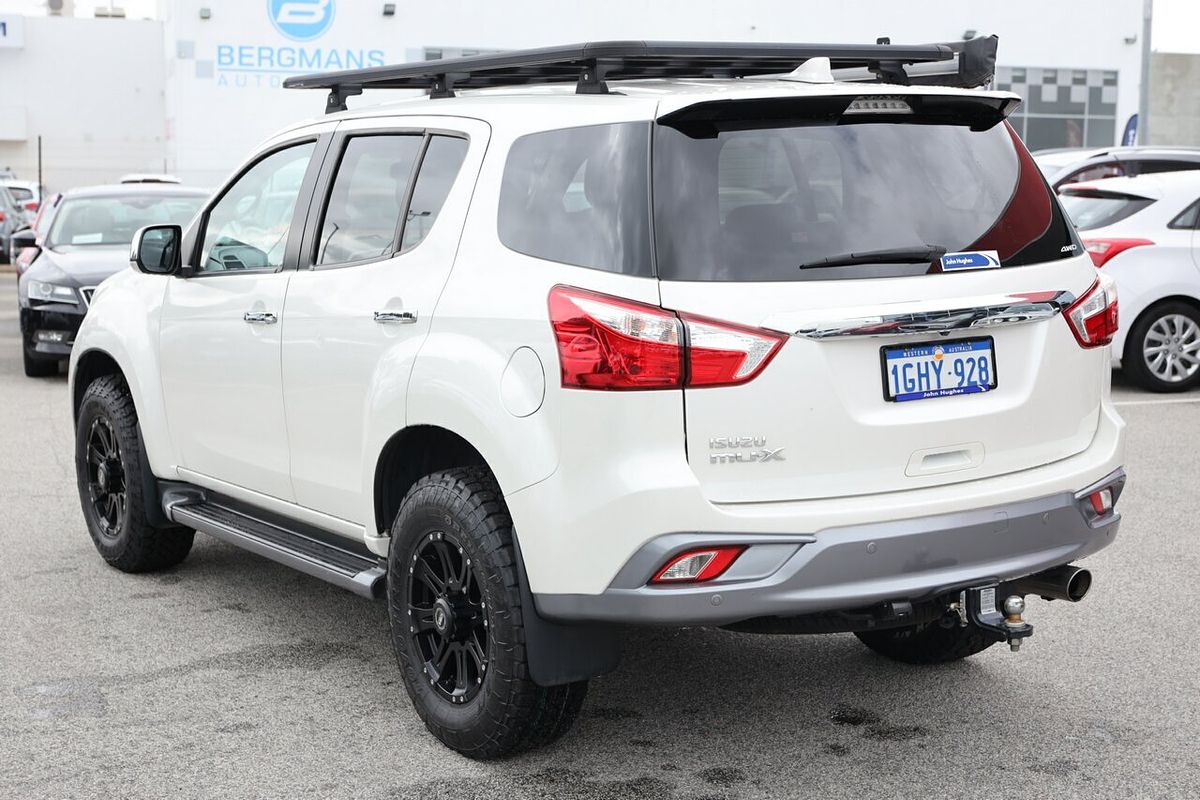 2017 Isuzu MU-X LS-T