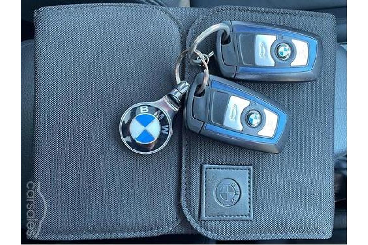 2016 BMW 3 Series 330i Sport Line F31 LCI