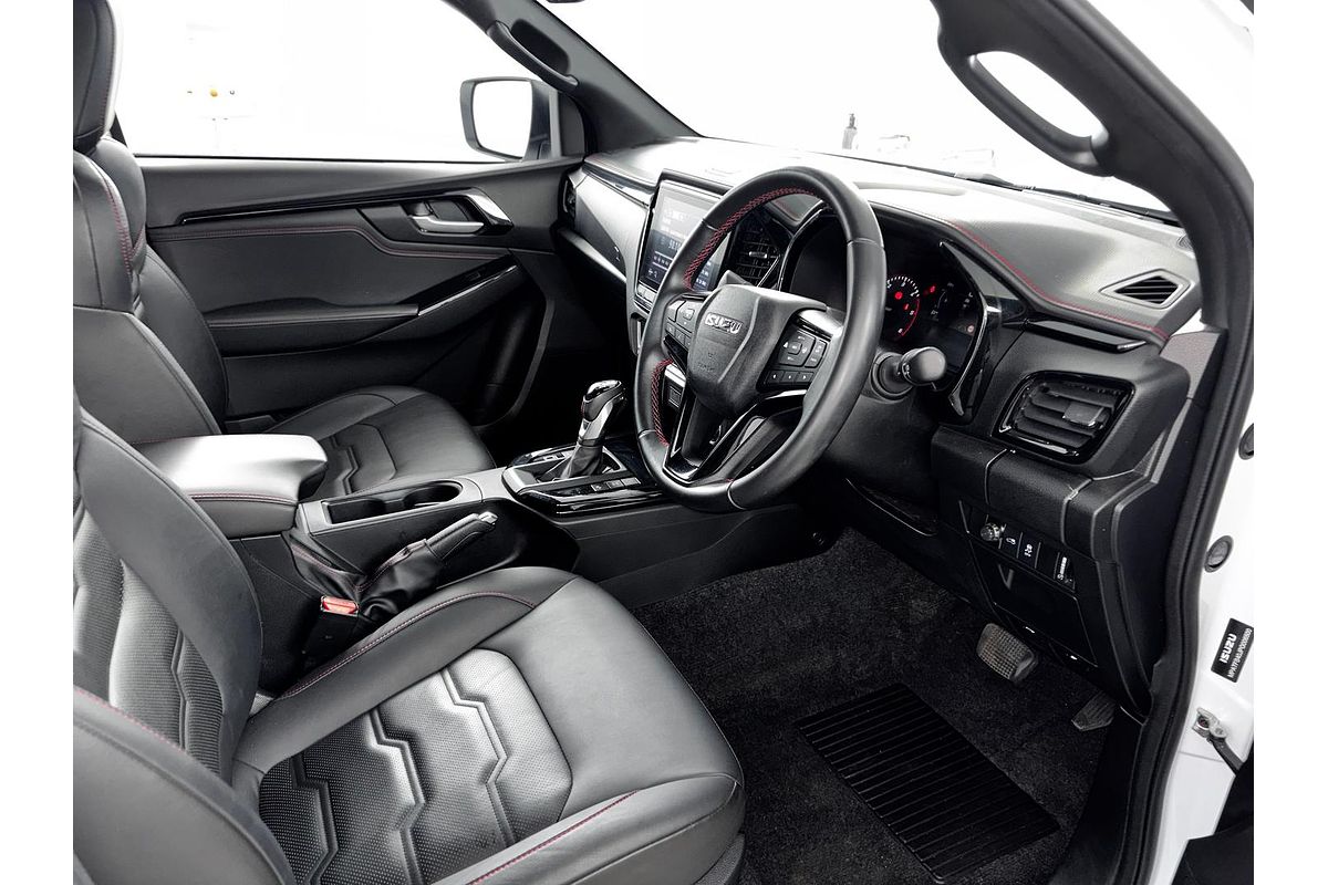 2023 Isuzu D-MAX X-TERRAIN 4X4