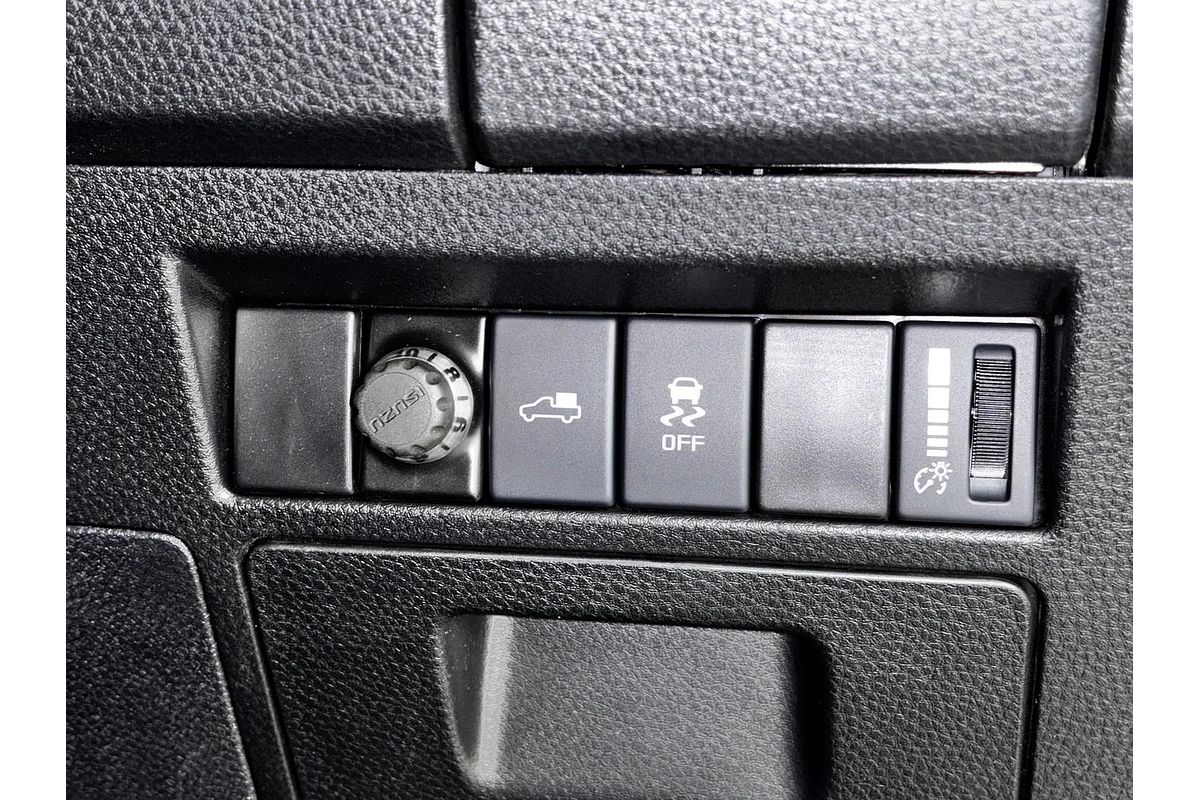 2023 Isuzu D-MAX X-TERRAIN 4X4