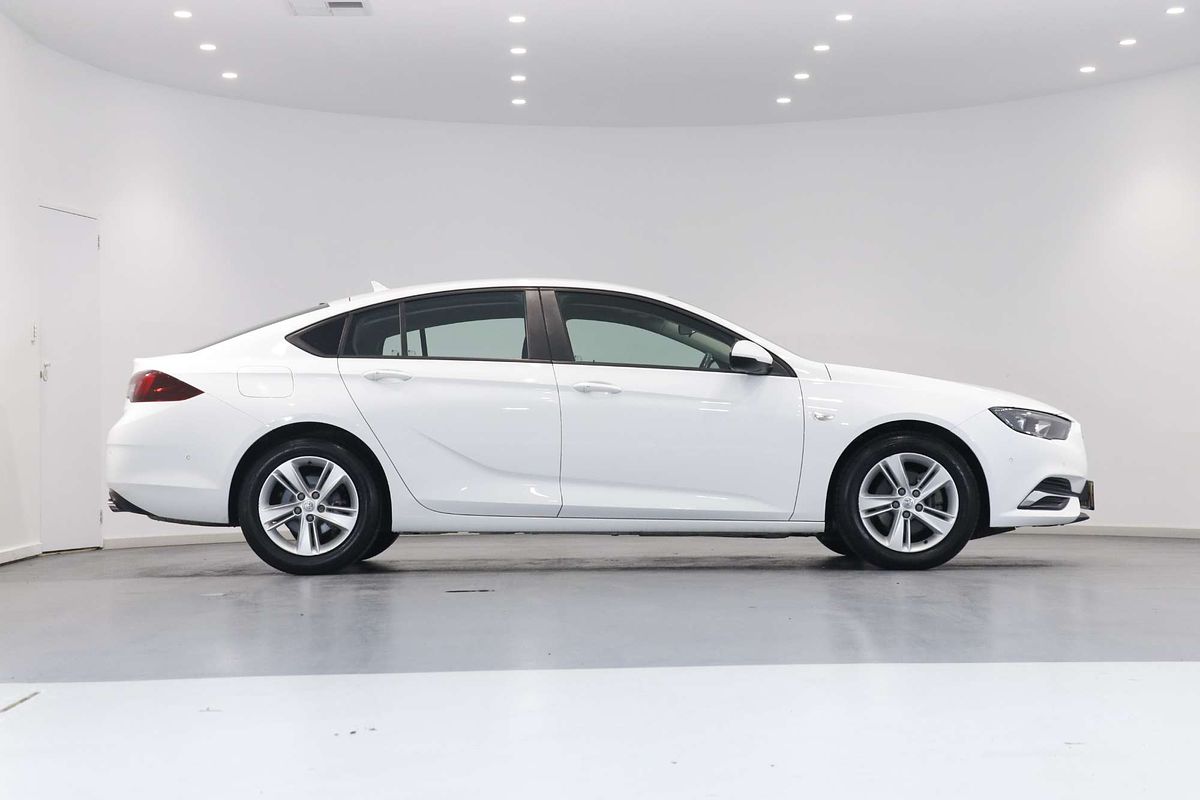 2019 Holden Commodore LT ZB