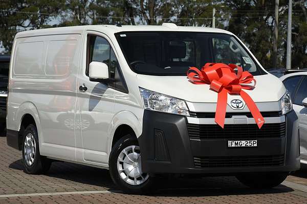 2024 Toyota Hiace GDH300R LWB