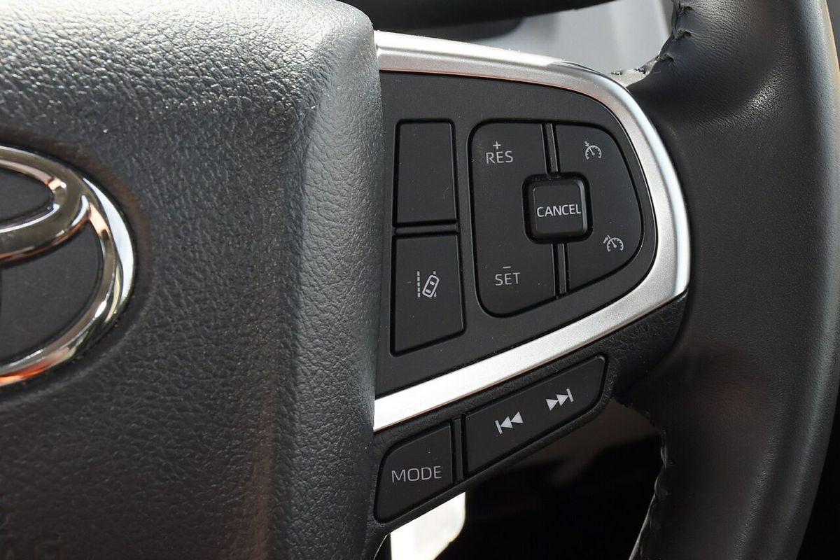 2024 Toyota Hiace GDH300R LWB