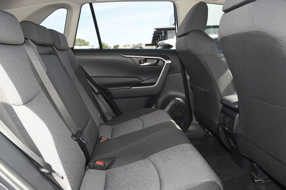 2021 Toyota RAV4 GXL MXAA52R