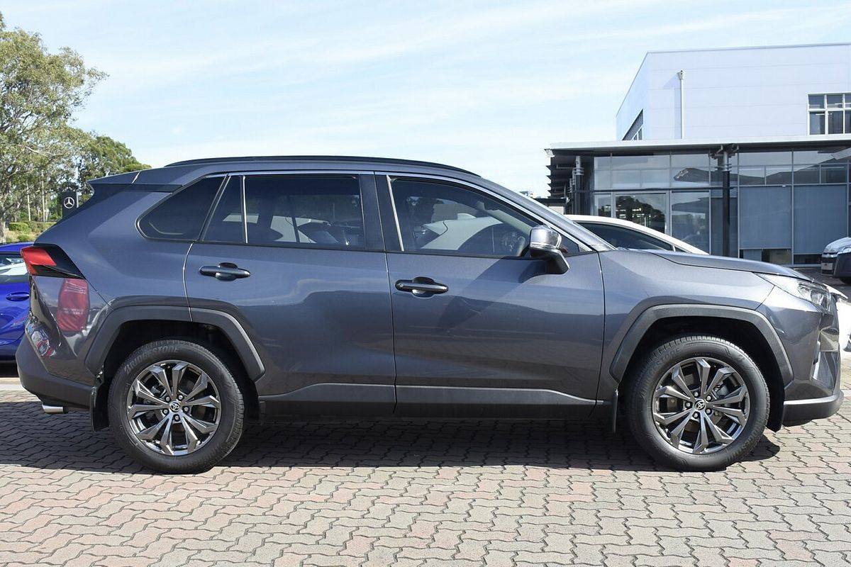 2021 Toyota RAV4 GXL MXAA52R