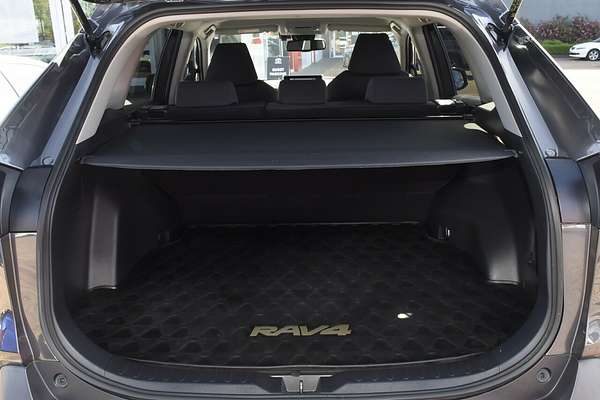 2021 Toyota RAV4 GXL MXAA52R