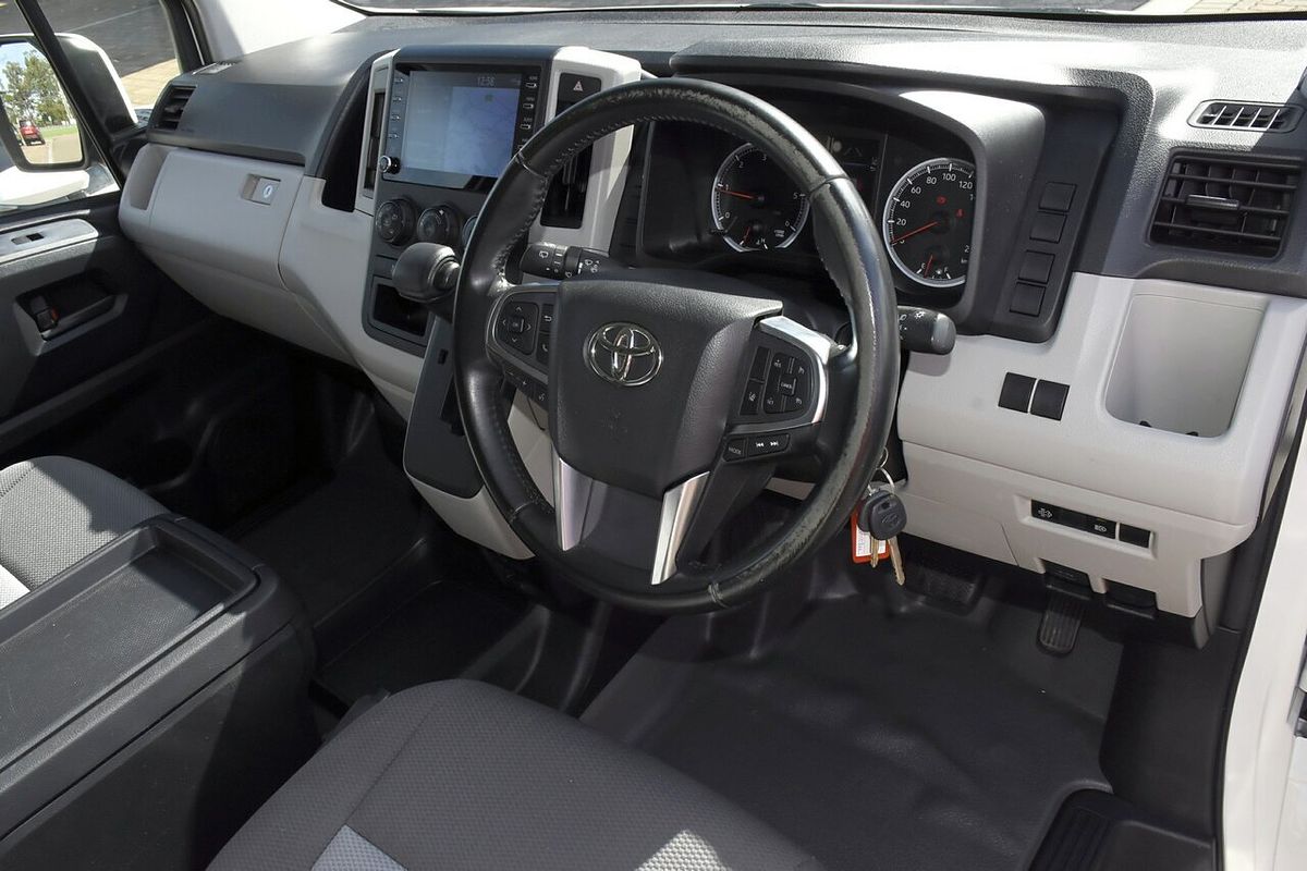 2021 Toyota Hiace GDH300R LWB