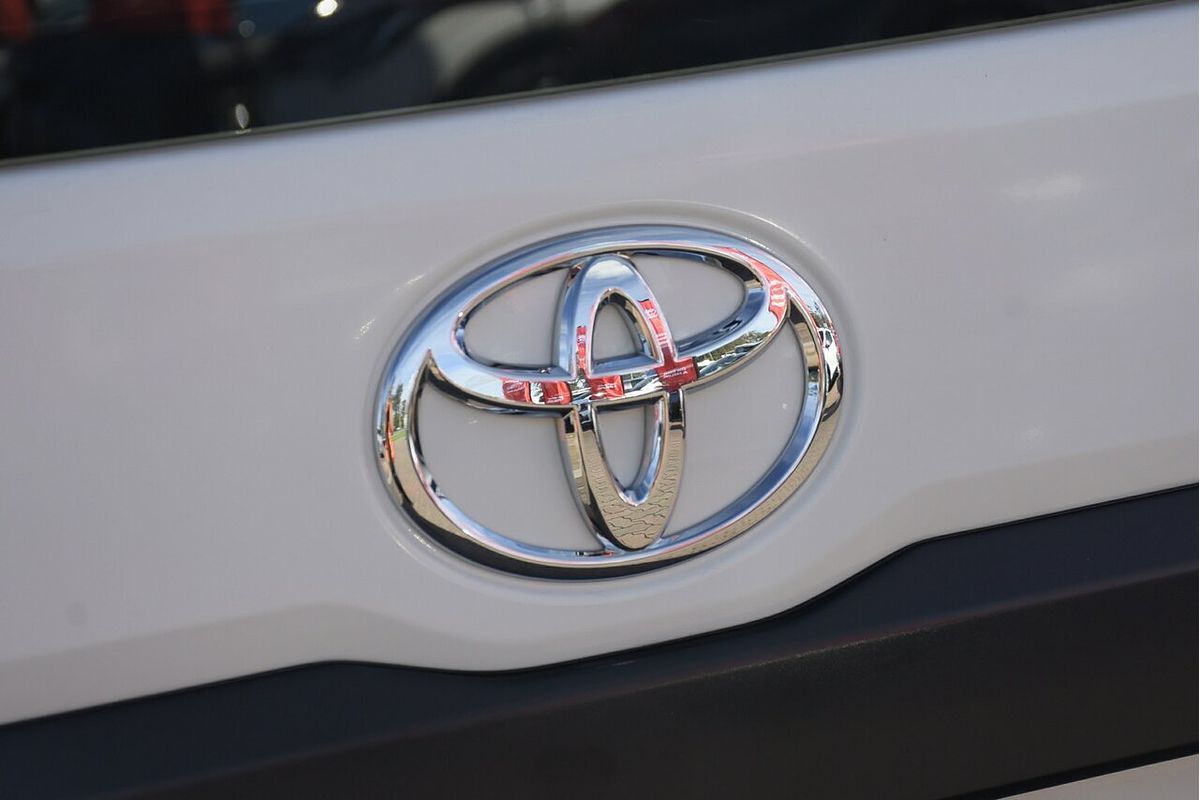 2021 Toyota Hiace GDH300R LWB