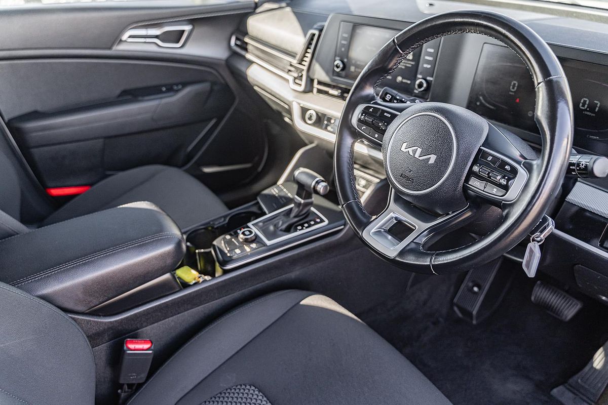 2022 Kia Sportage S NQ5
