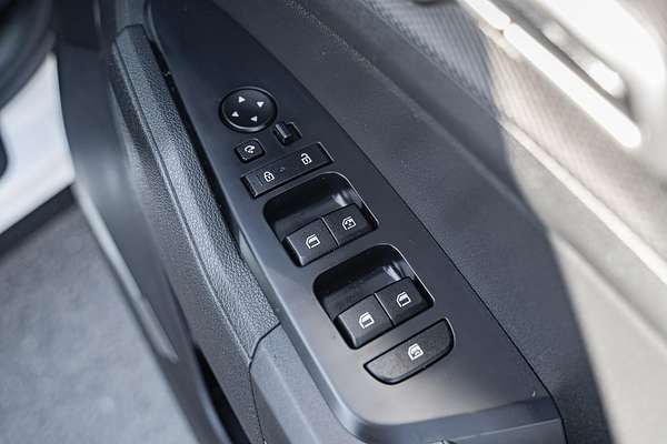 2022 Kia Sportage S NQ5