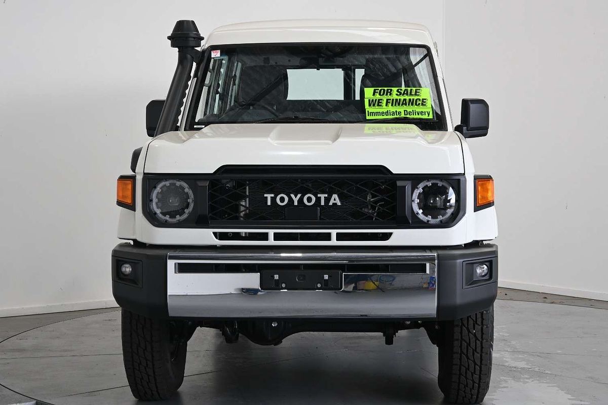 2025 Toyota Landcruiser GXL