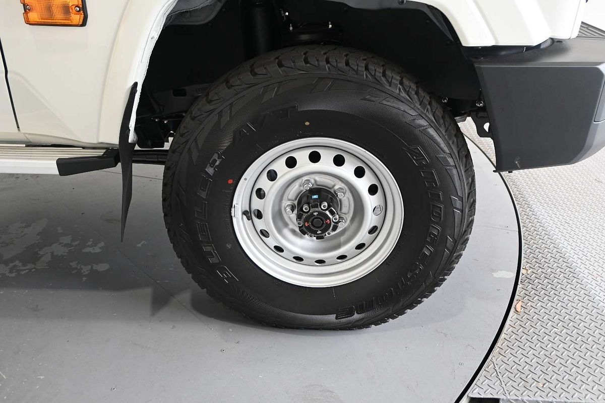 2025 Toyota Landcruiser GXL