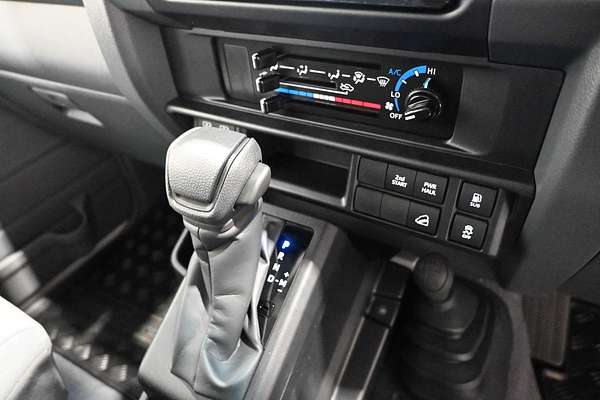 2025 Toyota Landcruiser GXL