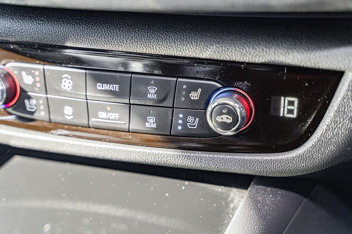 2018 Holden Calais V ZB