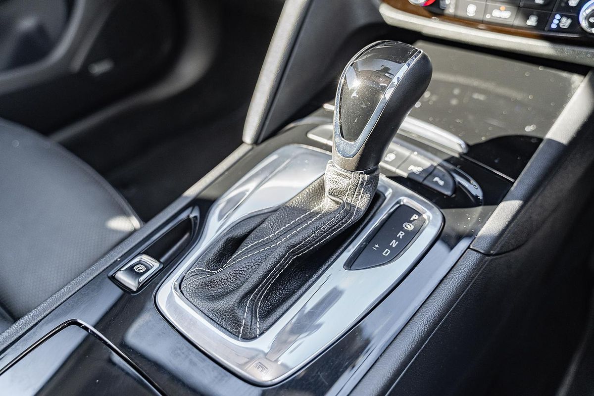 2018 Holden Calais V ZB