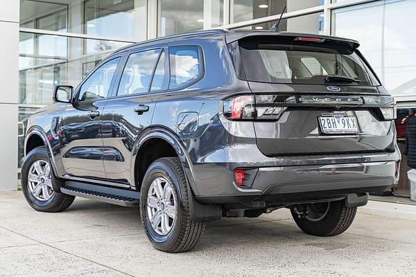 2024 Ford Everest Ambiente 2.0L