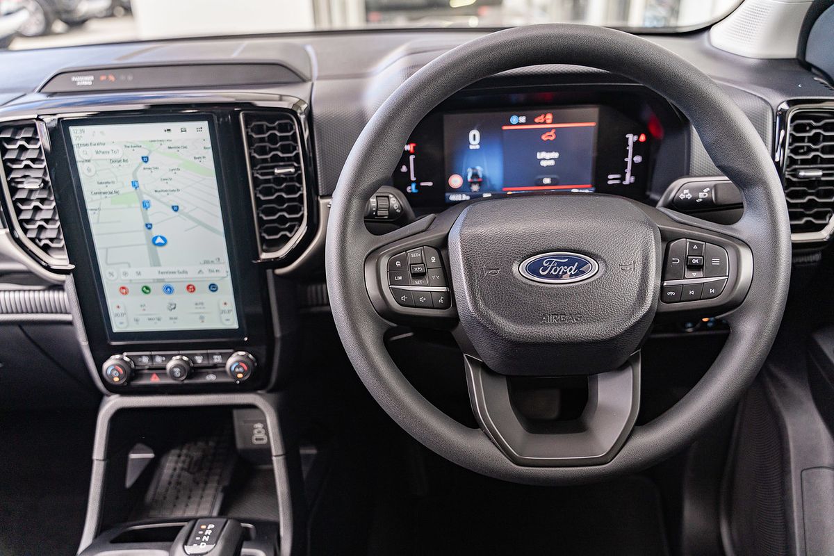 2024 Ford Everest Ambiente 2.0L