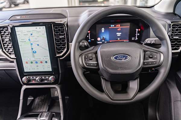 2024 Ford Everest Ambiente 2.0L
