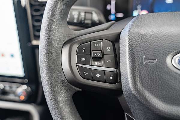 2024 Ford Everest Ambiente 2.0L