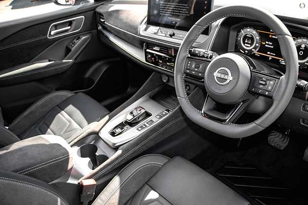 2025 Nissan QASHQAI N-DESIGN e-POWER J12