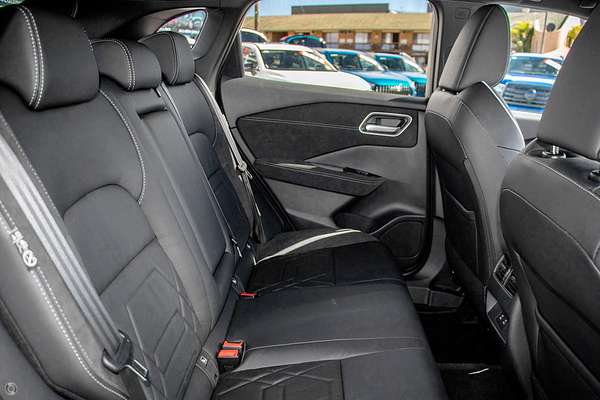 2025 Nissan QASHQAI N-DESIGN e-POWER J12