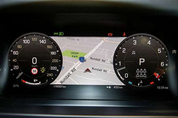2023 Land Rover Defender 130 P400 X-Dynamic SE L663