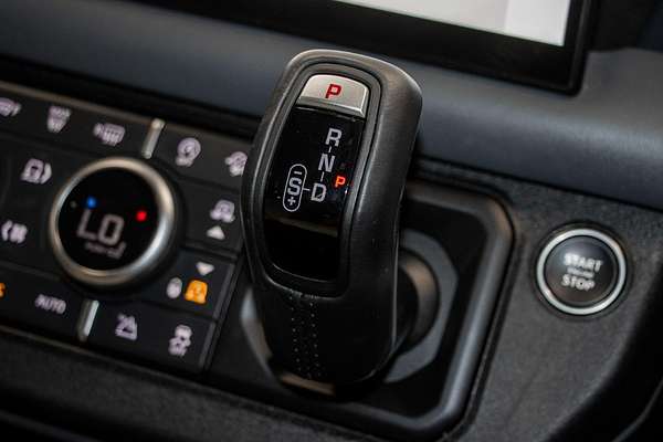 2023 Land Rover Defender 130 P400 X-Dynamic SE L663