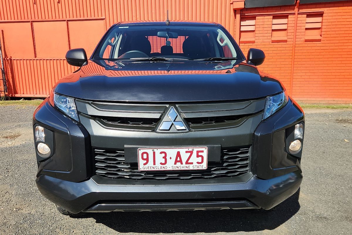 2020 Mitsubishi Triton GLX MR 4X4
