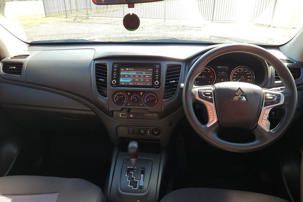 2020 Mitsubishi Triton GLX MR 4X4