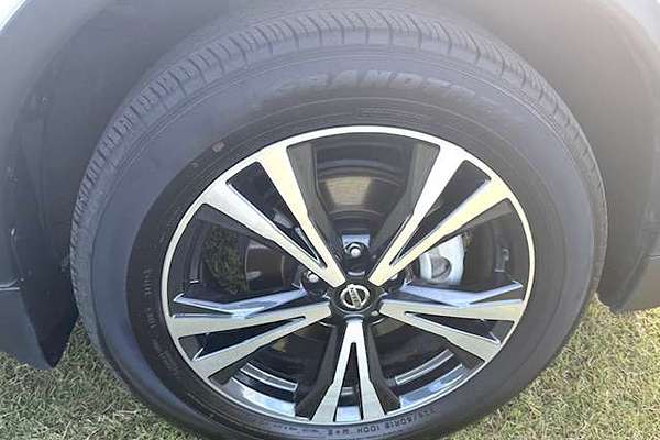 2022 Nissan X-TRAIL ST-L T32