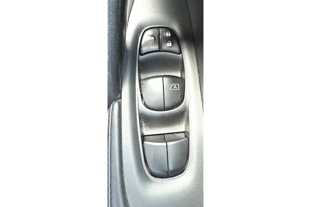 2022 Nissan X-TRAIL ST-L T32